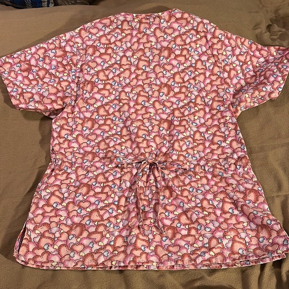 Lot of 4 Medium scrub tops. Dickies, TLC, & SB Scrubs. See below for measurement - Picture 5 of 9